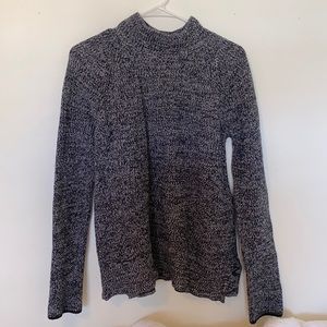 Cute and comfy sweater!